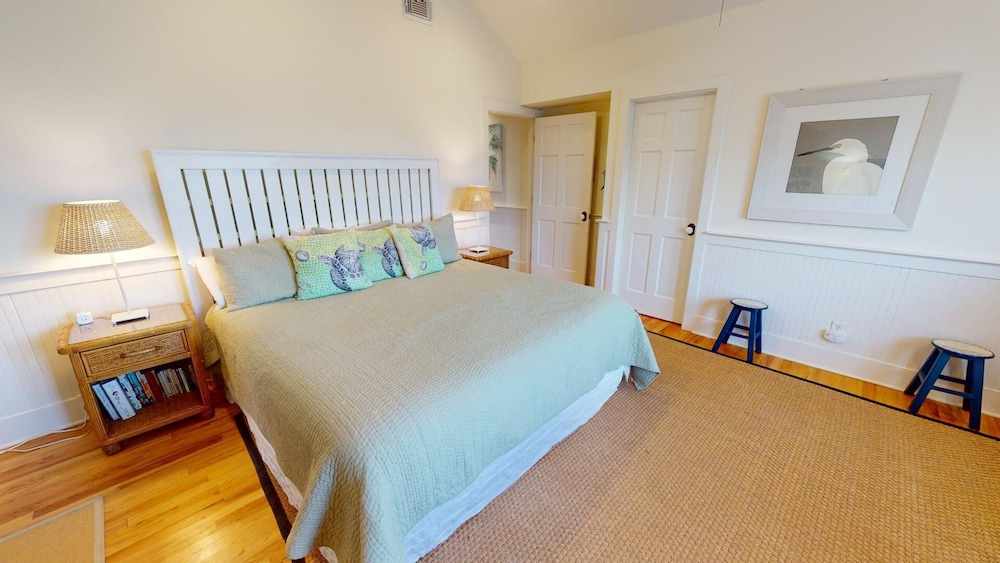 3 10th Place by Tybee Vacation Rentals