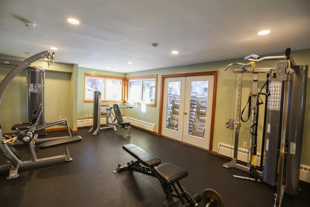 3 Bedroom Deer Park Condo on Lake and Close to Recreation Center - Dp56bw