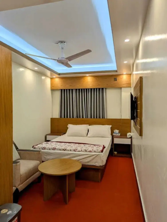 Star Plus Hotel
