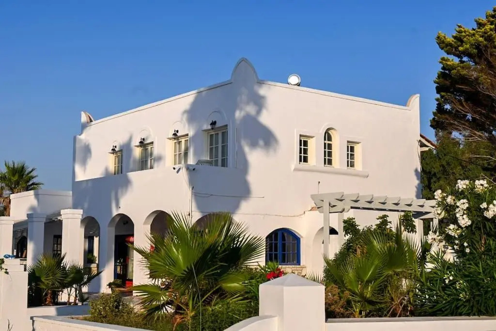 Beachlife: The Apartment