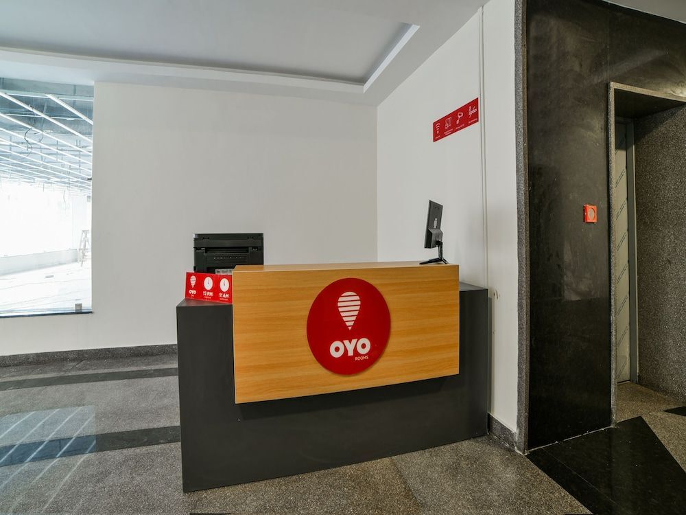 OYO 18833 SilverKey Babylon Whitefields
