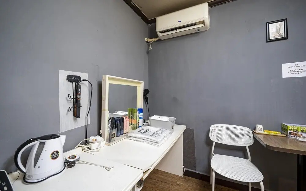 Cheongju Pool House Motel
