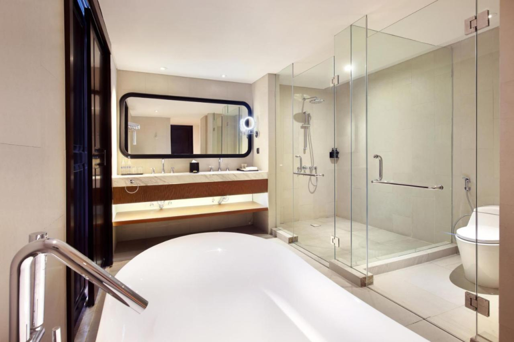 Отель Grand Mercure Bali Seminyak