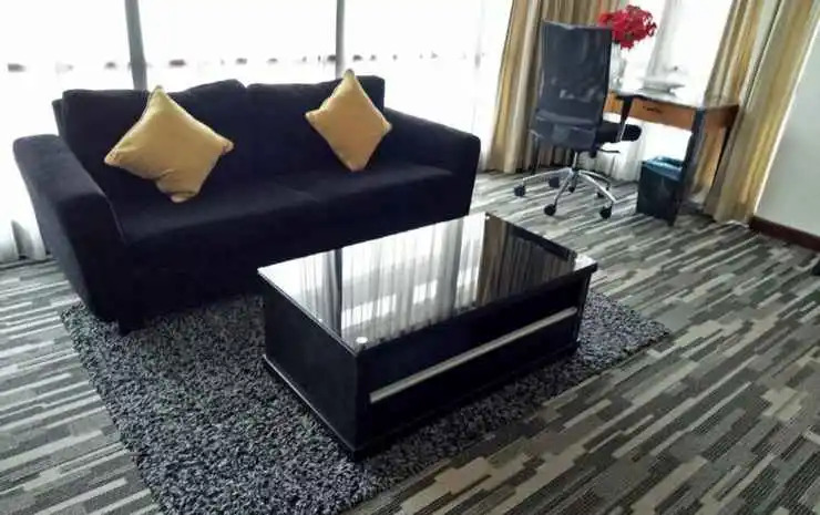 Time square luxury suites