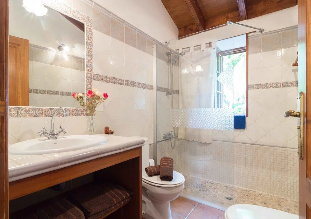 Finca El Picacho Apartments in the countryside 2 Km from the beach