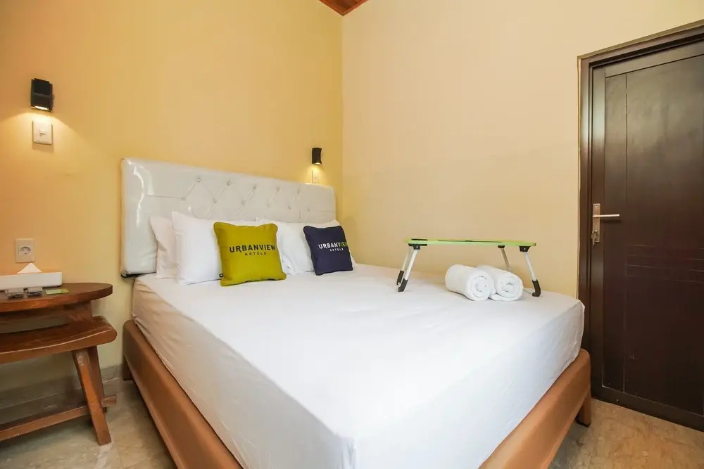 Urbanview Hotel Cantee Halim Perdanakusuma by RedDoorz