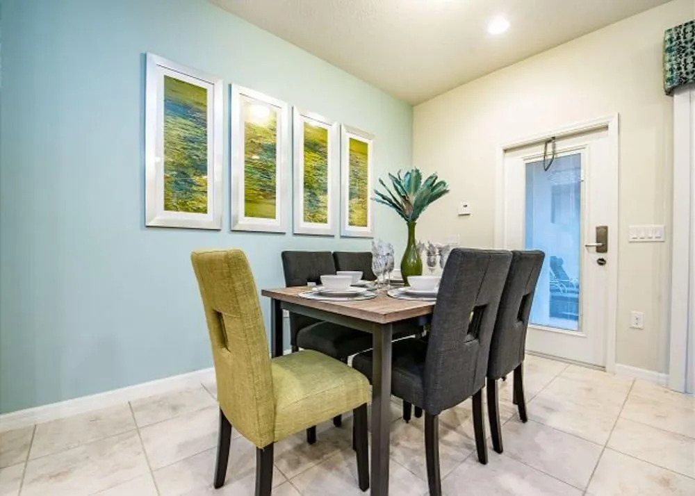 Windsor at Westside by Shine Villas