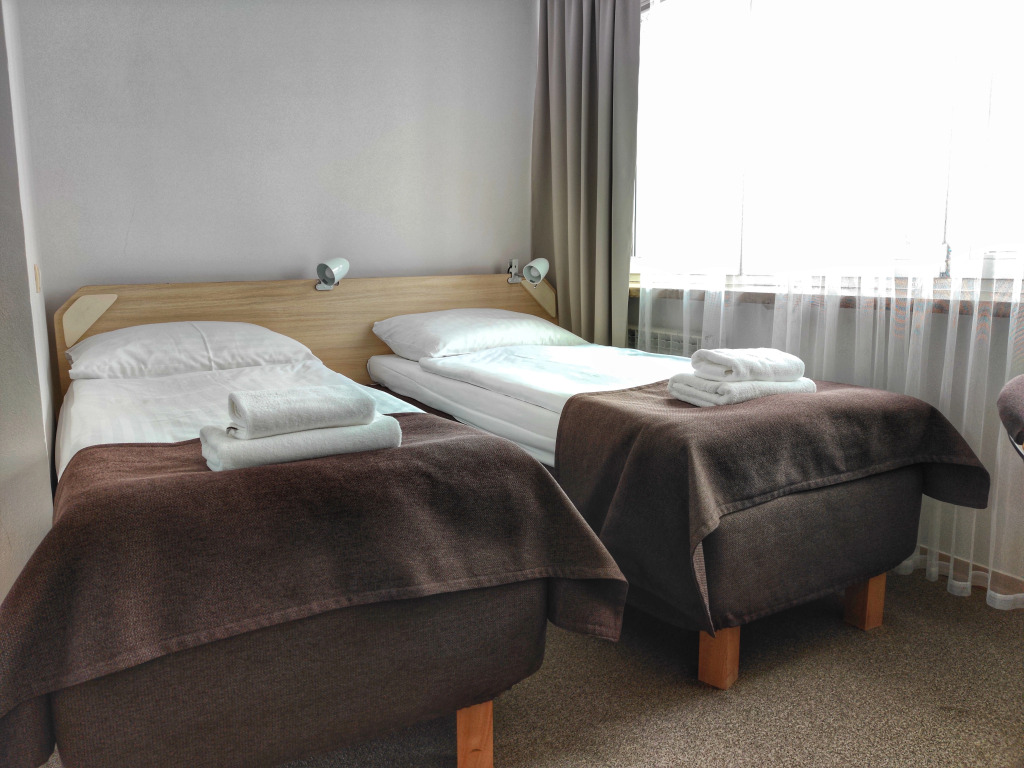 Hotel Logos