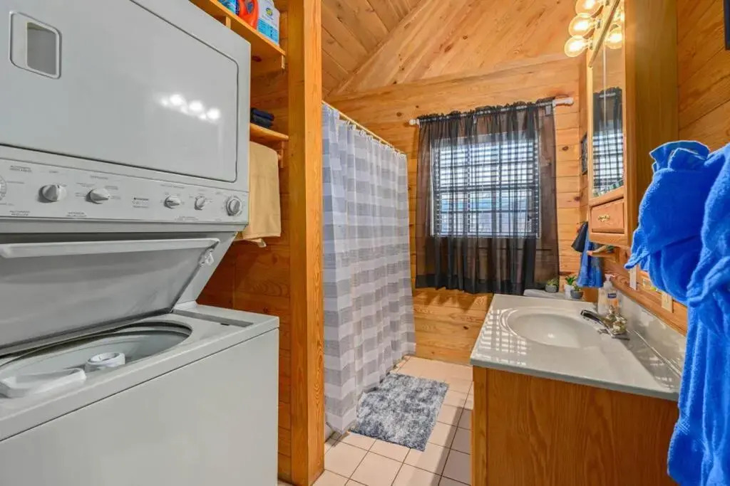 Beautiful View Log Cabin Fireplace Hot Tub Arcade Pool Fishing