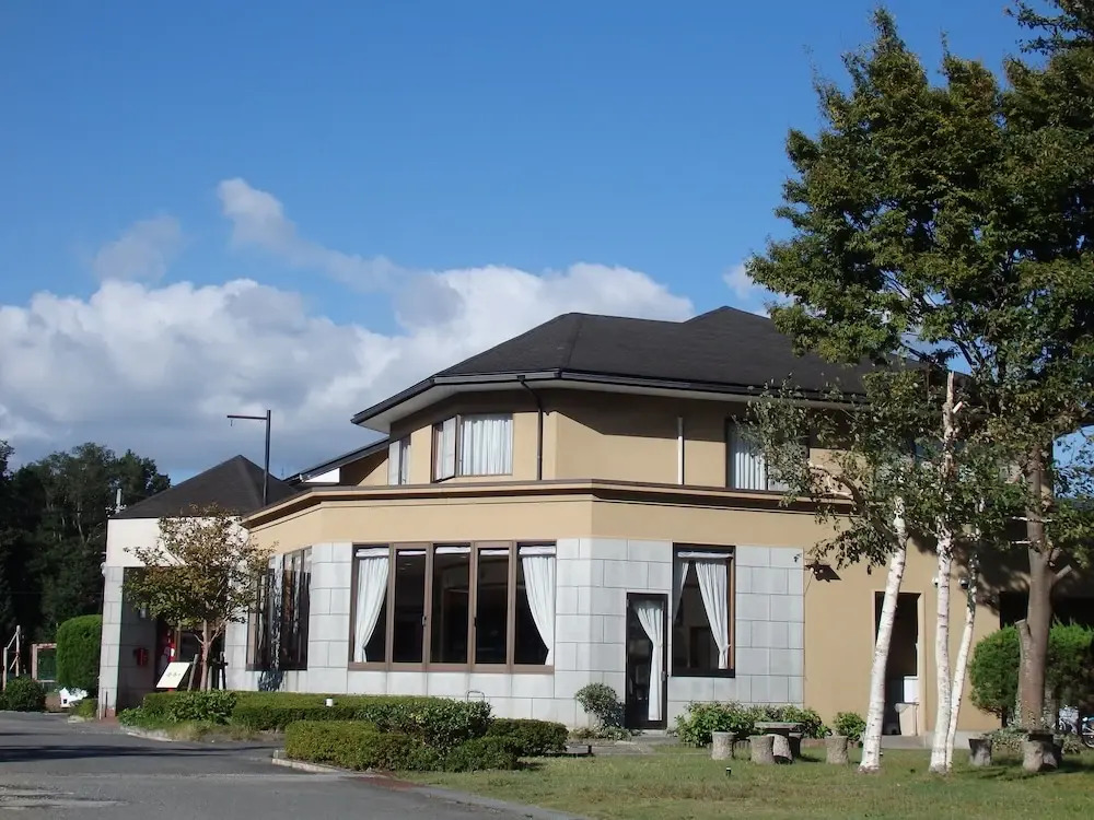 Forest Villa YUMESUZU the closest accommodation to the metasequoia tree-lined avenue