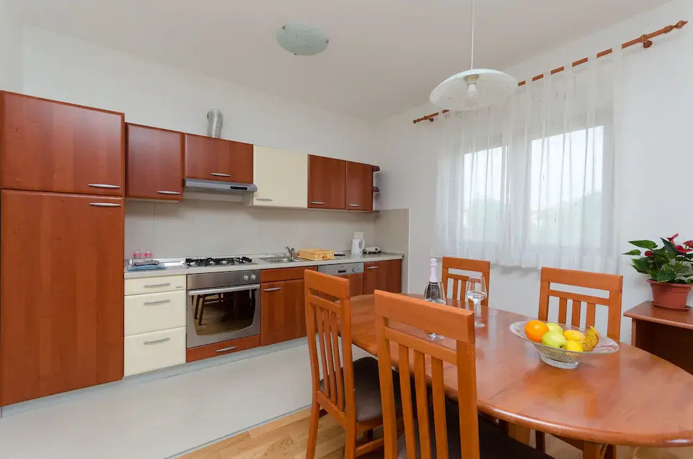 Apartments Goran