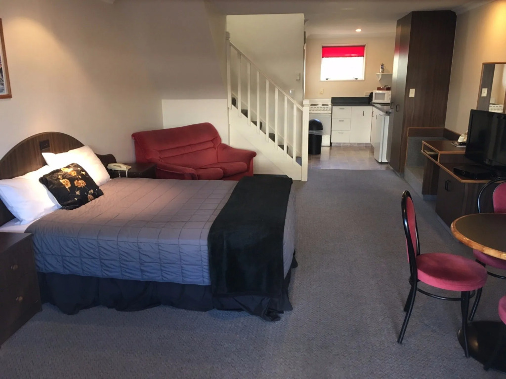 Admirals Motor Lodge