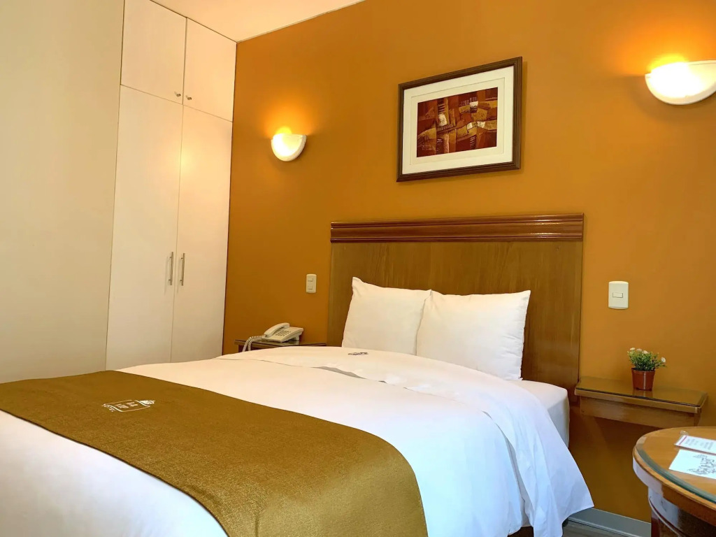 44 Vip Hotel