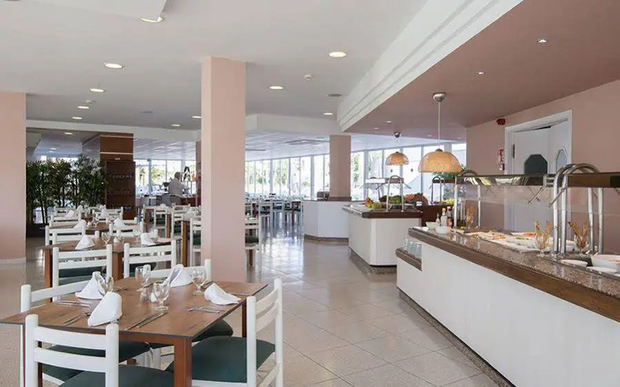 Globales Cala Bona Suites