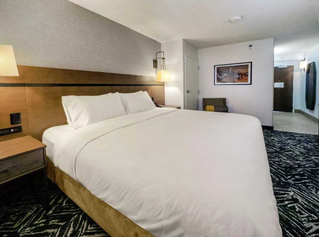 Doubletree By Hilton Jamestown, Ny