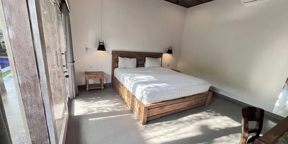 Pis Bolong Canggu