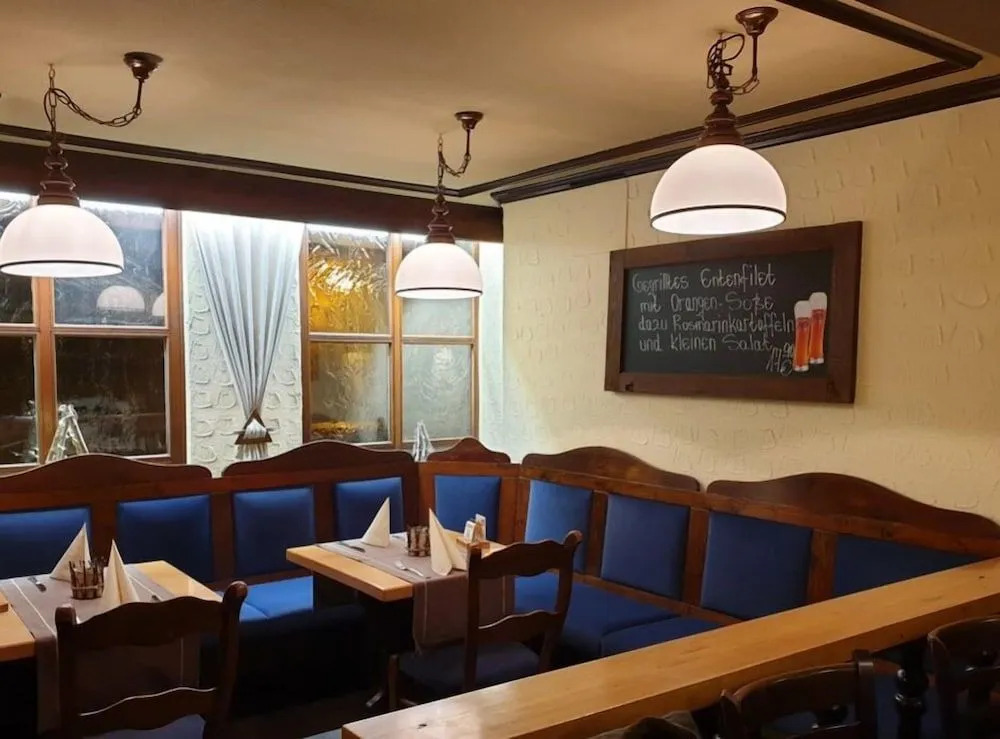 Haduloha Hotel & Restaurant