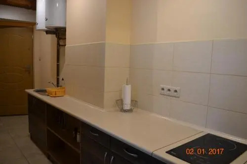 Apartament Leonos