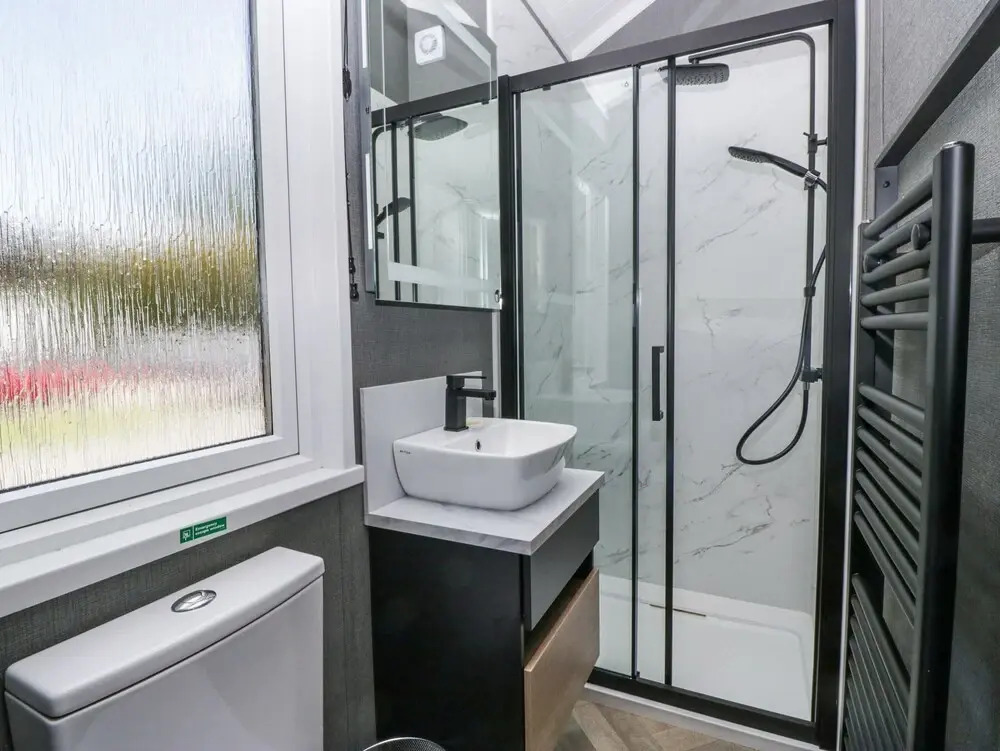 Dubs Luxury Family Pod