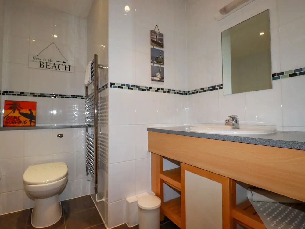47 Bredon Court
