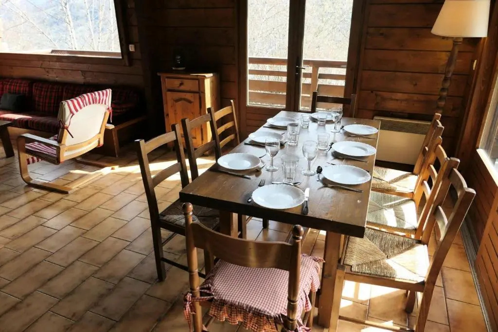 Chalet Saint Nicolas - Chalets pour 8 Personnes 03