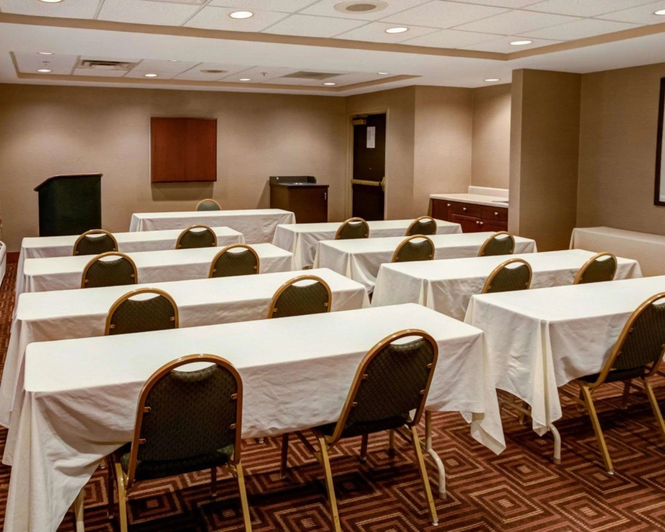 Charlotte Suites