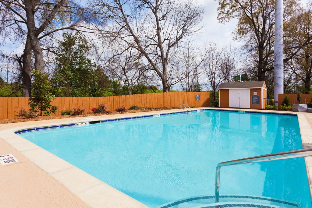 Country Inn & Suites by Radisson, Montgomery East I-85
