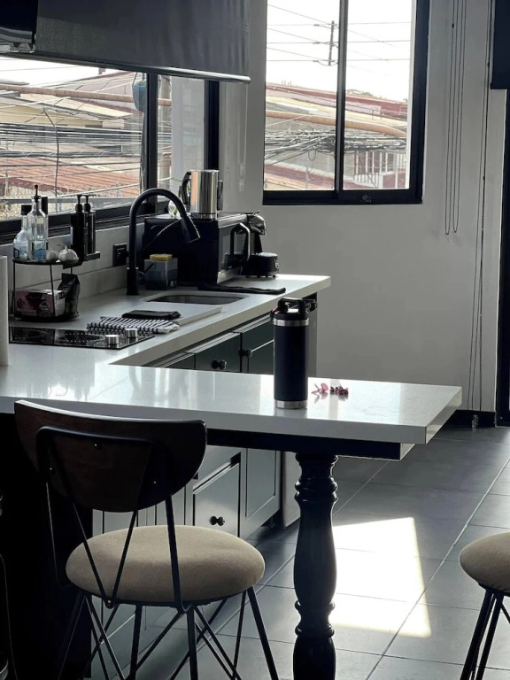 5 min From Airport SJO Oasis Loft