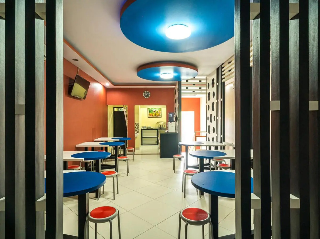 OYO 342  De' Kayakini Hotel
