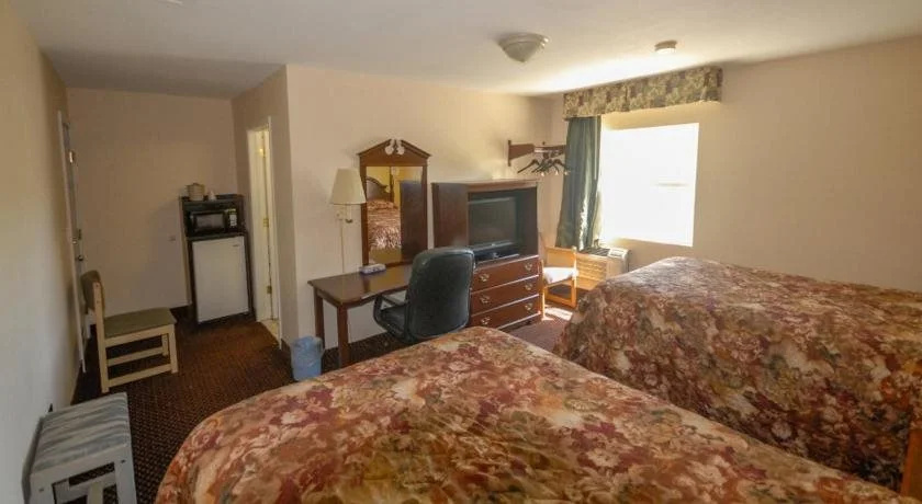 Seneca Clipper Inn