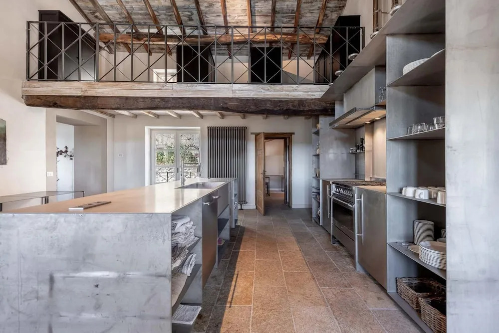 Palazzo Giusti, Understated Luxury with a Welcoming Ambience on the Hills of Lucca