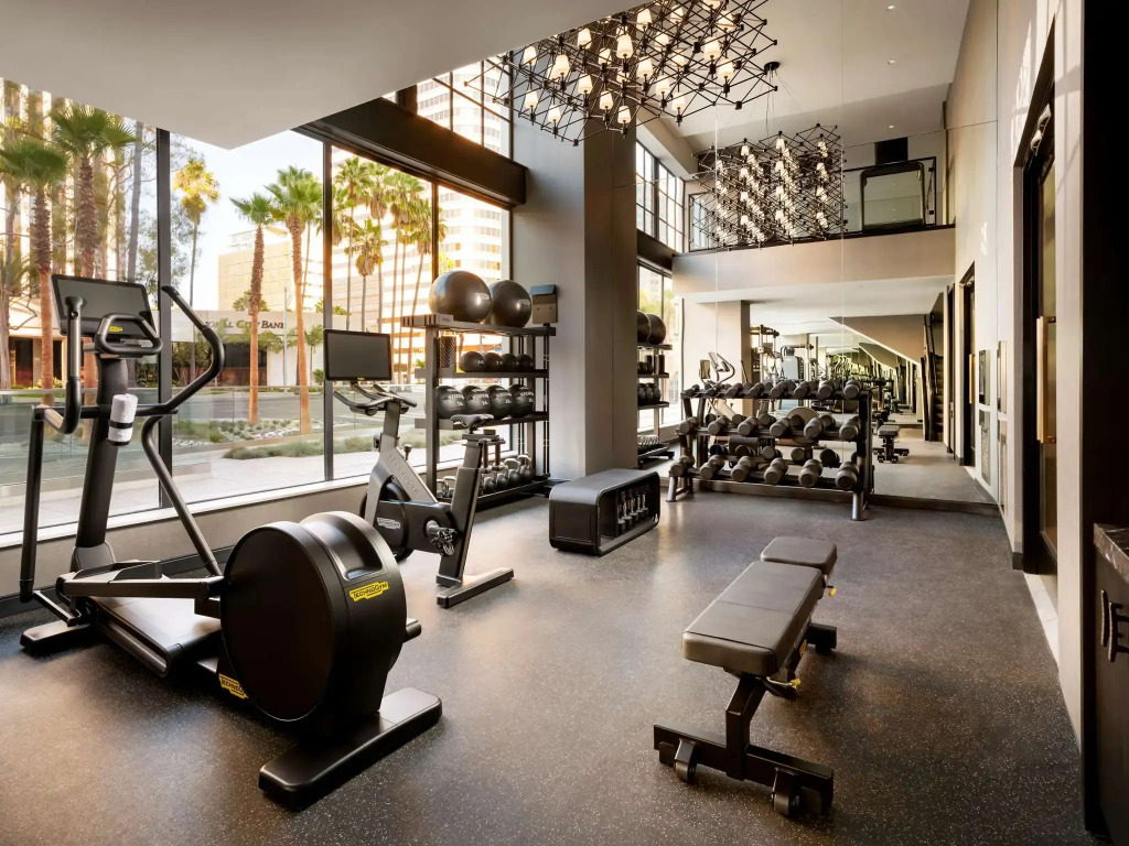 Fairmont Breakers Long Beach