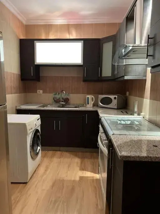 Lovely 2 bedroom nice view and a quiet area