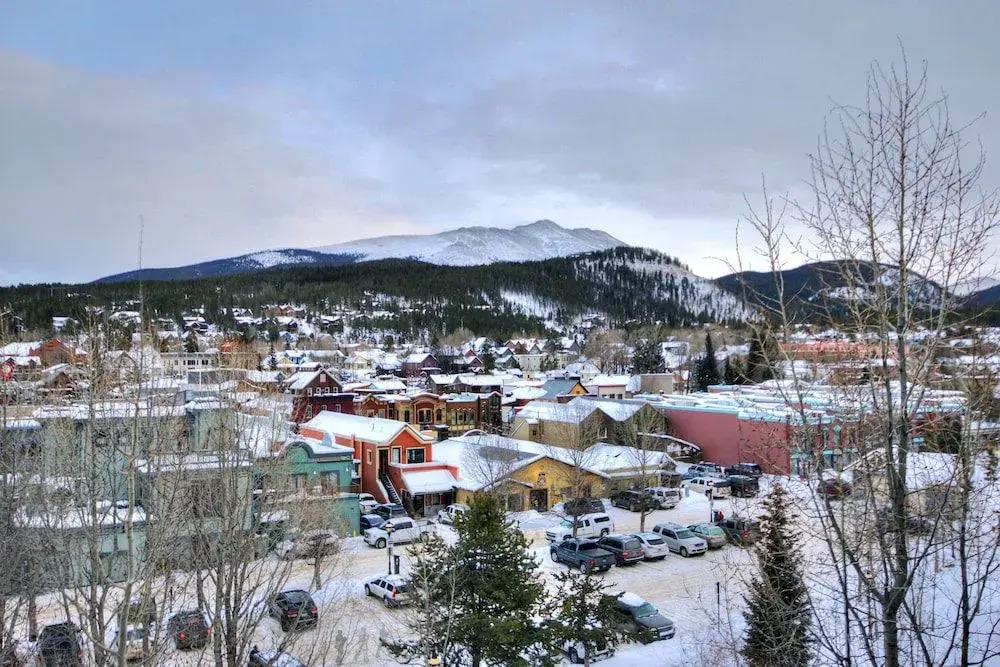 River Mtn Lodge E320