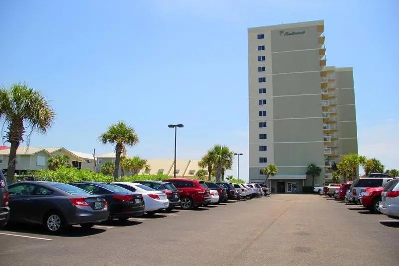 Tradewinds 1207