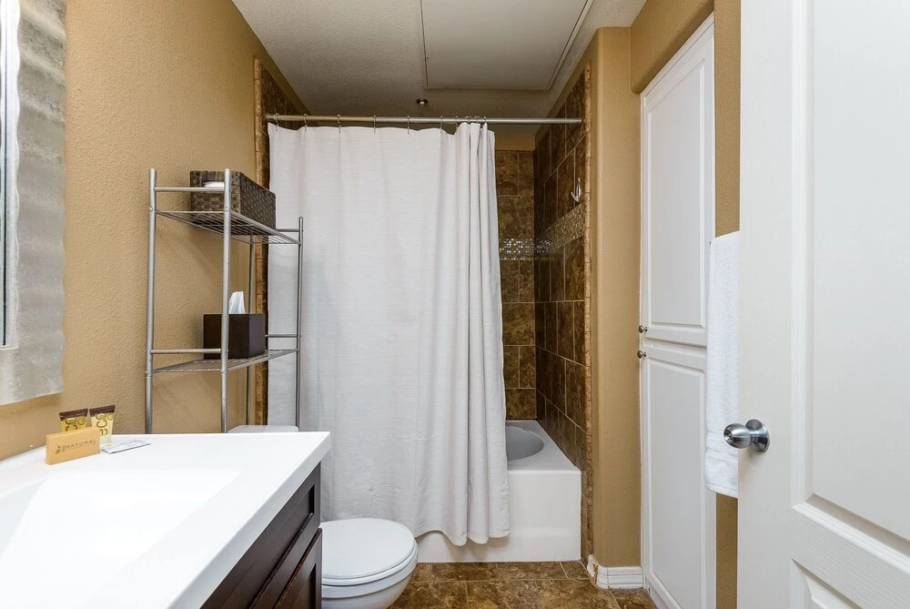 Scottsdale 2 Bedroom Condo by RedAwning
