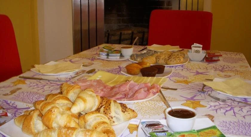 B&B Neapolis