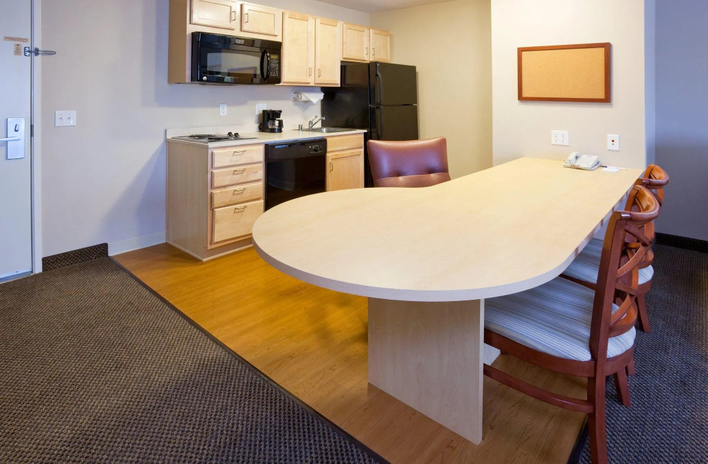 Candlewood Suites Milwaukee Brown Deer by IHG