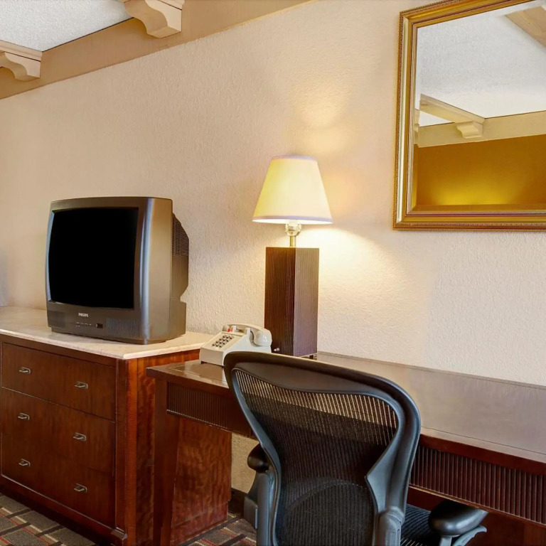 Knights Inn Greensburg