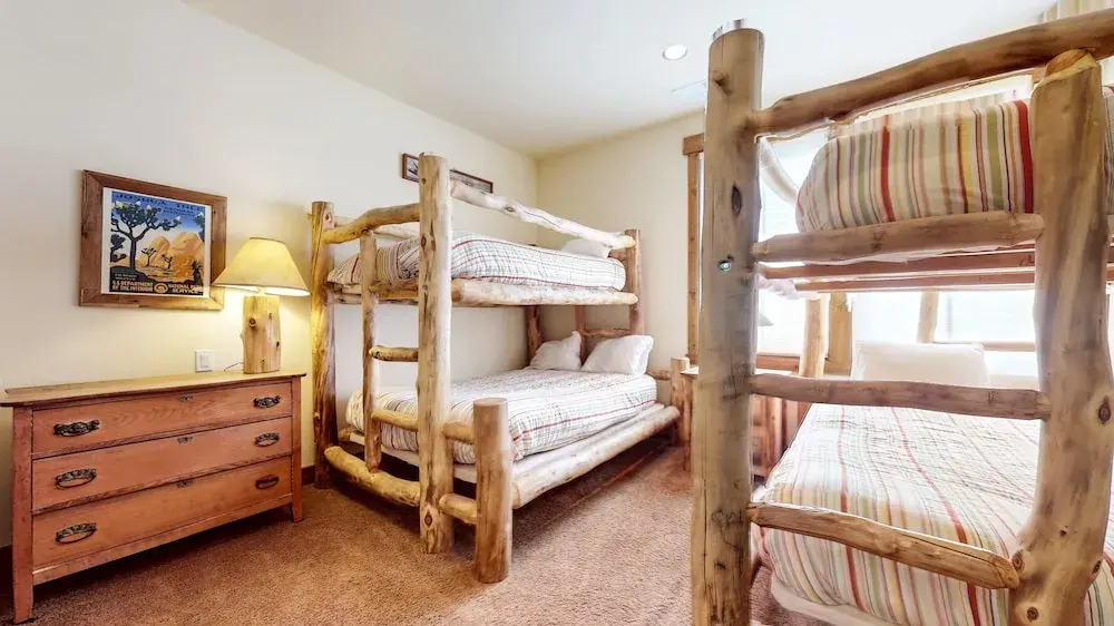 Snowcreek Vi The Lodges #1197 3 Bedroom Condo