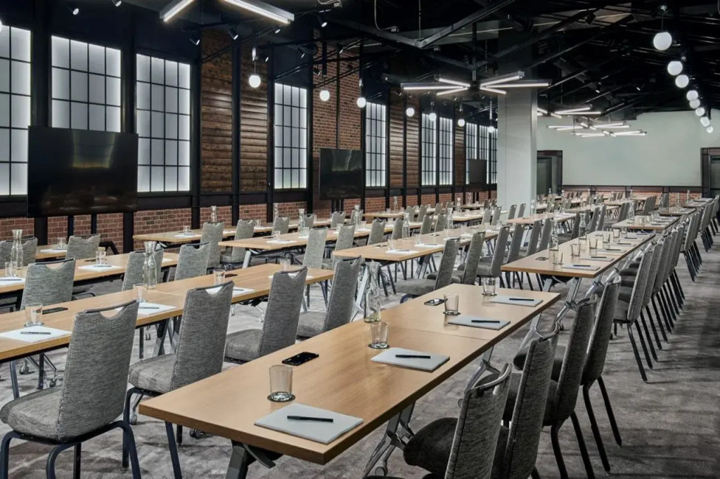 Moxy Downtown Los Angeles