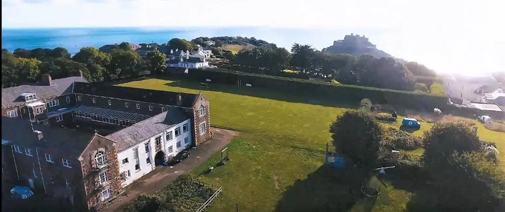 Jersey Accommodation and Activity Centre - JAAC Hostel
