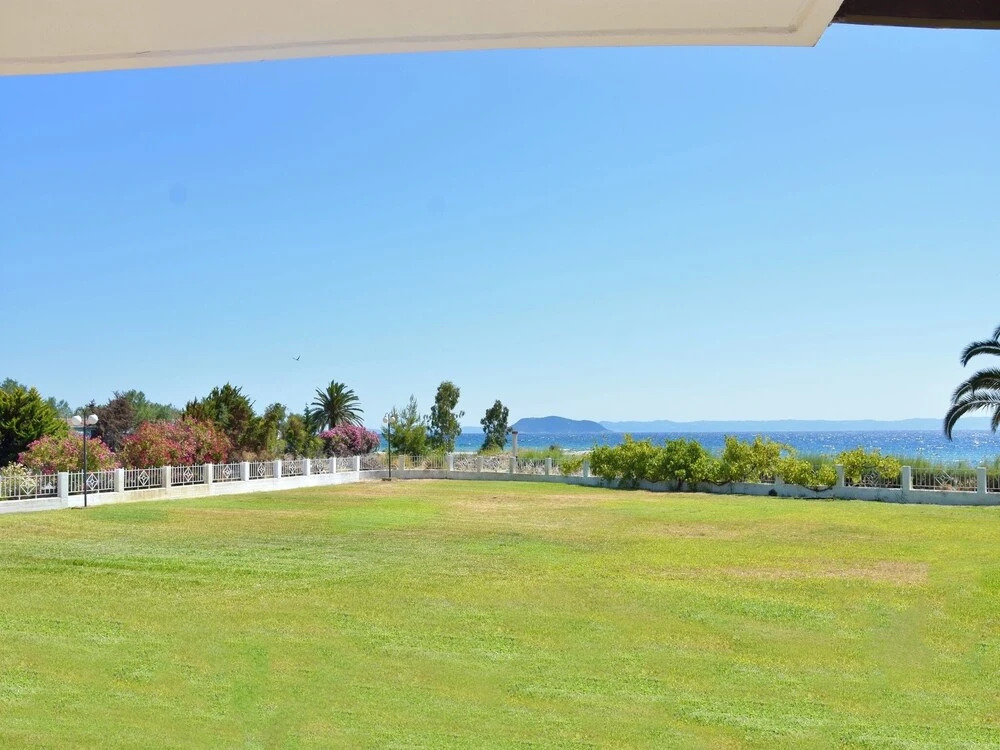 Stunning Beachfront Villa for Rent