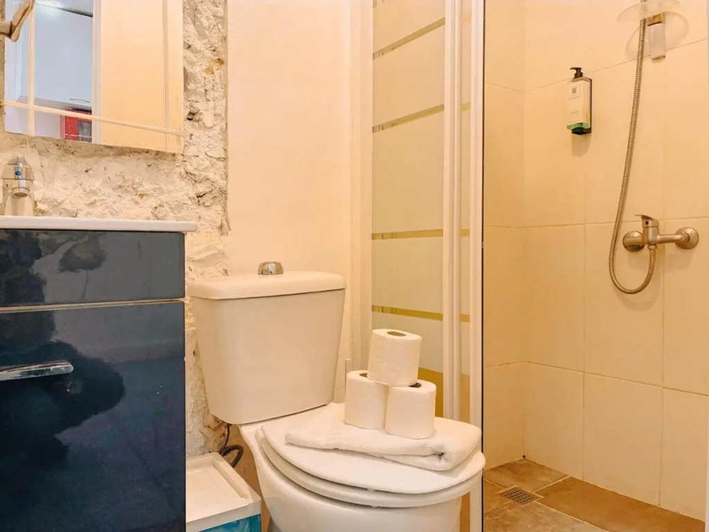 Charming Local Flat Near Sao Bento Palace