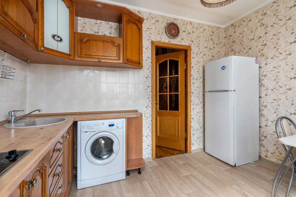 BestFlat24 (БэстФлэт24) на улице Менжинского