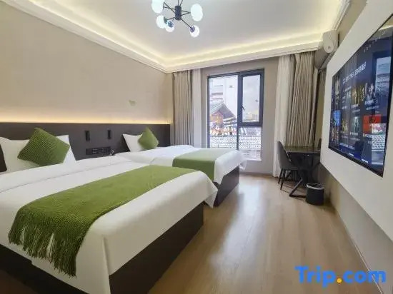 Heheju • Smart Homestay (Jiuzhaigou's Eternal Love Scenic Area)