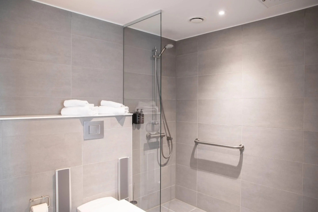 Home Hotel 1624