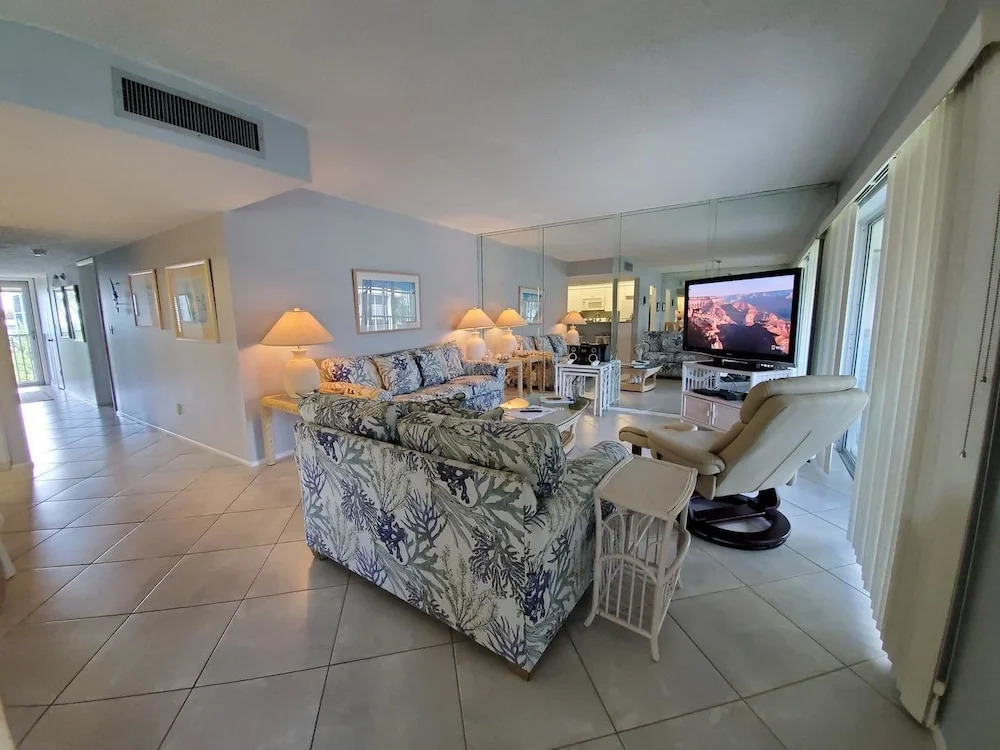 Sanibel Siesta on the Beach Unit 504 2 Bedrooms 2 Bathrooms Condo