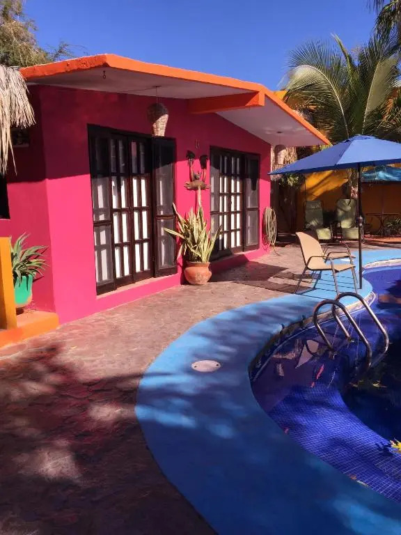 Leo's Baja Oasis