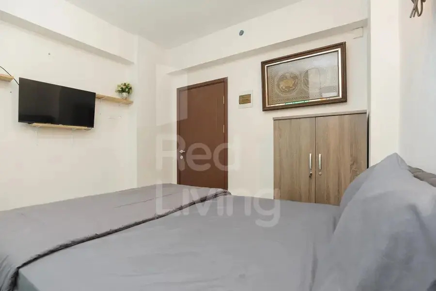RedLiving Apartemen LoftVilles City - Pelangi Rooms